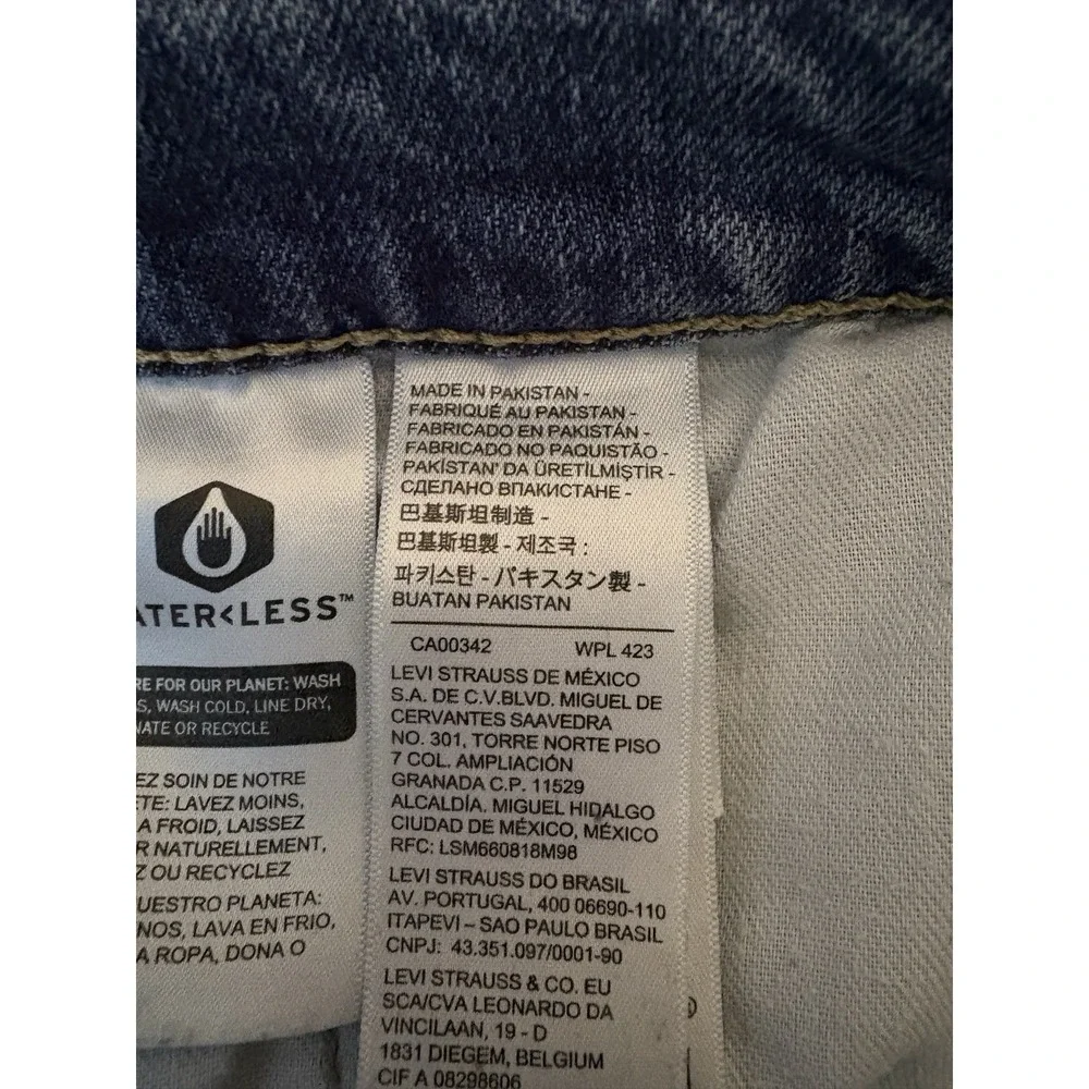 Levi's 502 Denim Jeans Men's Size 38x30 Blue Straight Leg Flat Front